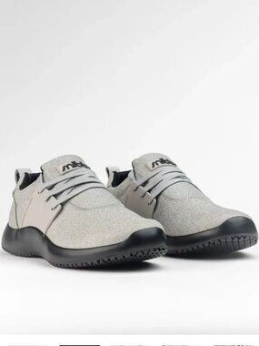 NWOT Snibbs Spacecloud 2.0 Work Sneakers Raining Diamonds Silver Sparkle Women 8